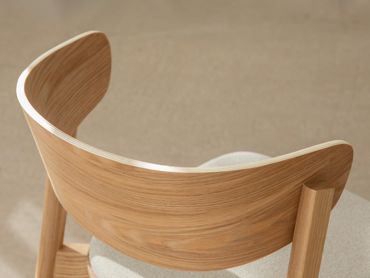 Mares Esszimmerstuhl gepolstert 2er Set in präsentiert im Onlineshop von KAQTU Design AG. Stuhl ist von Micadoni