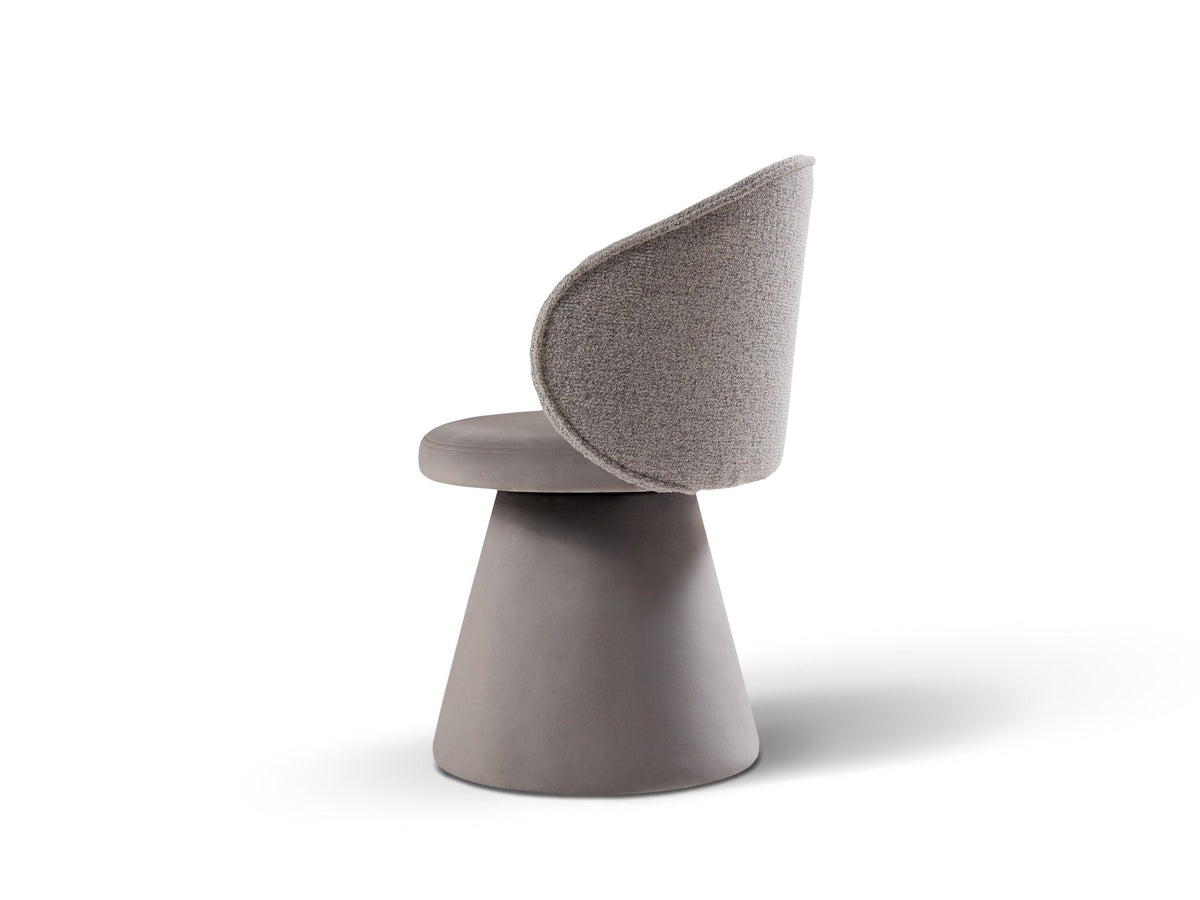Drehstuhl Inez mit beige meliertem Bezug, Sitzfläche aus Samt, Rückenlehne aus strukturiertem Stoff, Beine aus Samt, geometrische Form.