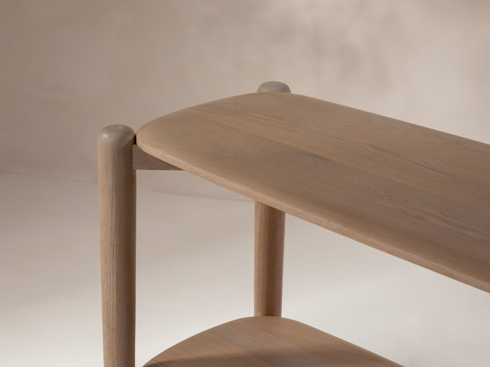 Konsolentisch Aires, 130x40x75 in präsentiert im Onlineshop von KAQTU Design AG. Konsolentisch ist von Micadoni