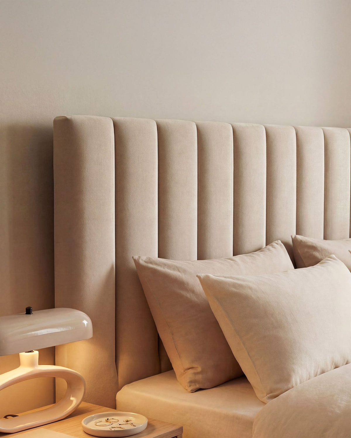 Kopfteil Allison 150cm in Cappuccino-Moly präsentiert im Onlineshop von KAQTU Design AG. Kopfteile ist von Micadoni