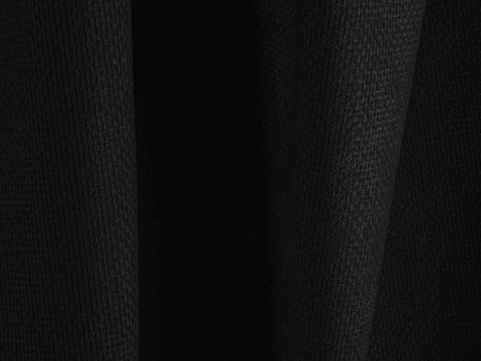 Elegantes Kopfteil Jamie in stilvollem Anthrazit, ideal für 140 cm Betten, sorgt für eine moderne und gemütliche Atmosphäre im Schlafzimmer.