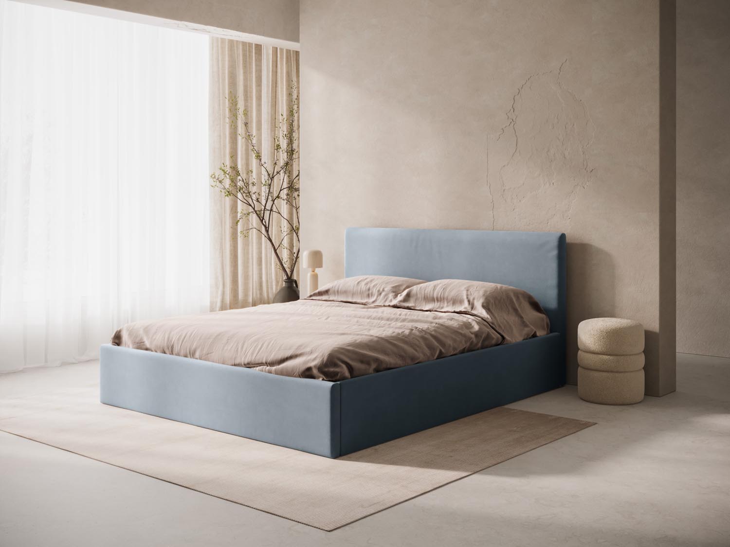 Elegantes Kopfteil Remo Velour in sanftem Hellblau, ideal für zeitgemäße Schlafzimmergestaltung. Hochwertige Verarbeitung von Micadoni.