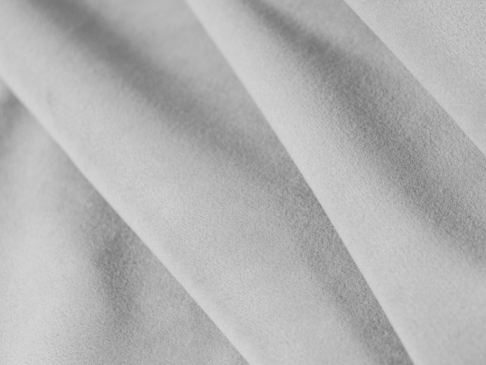 Stilvolles Kopfteil Marl in 200 cm Breite, aus edlem Light Grey-Magic Velvet, perfekt für moderne Schlafzimmer und gemütliche Akzente.