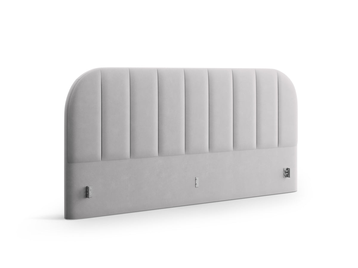 Billy Velour Headboard in Silver-Bluvel präsentiert im Onlineshop von KAQTU Design AG. Kopfteile ist von Micadoni