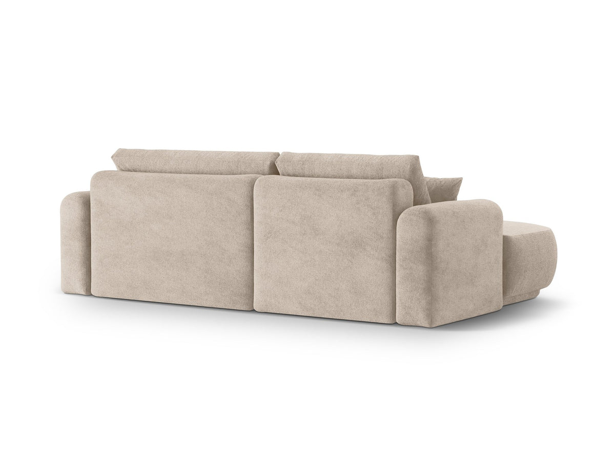 Ecksofa Ella von Micadoni in Leichtes Beige mit Veloursstoff-Bezug, schwarzen Kunststoffbeinen und ausklappbarer Liegefläche links, Retro-Form.