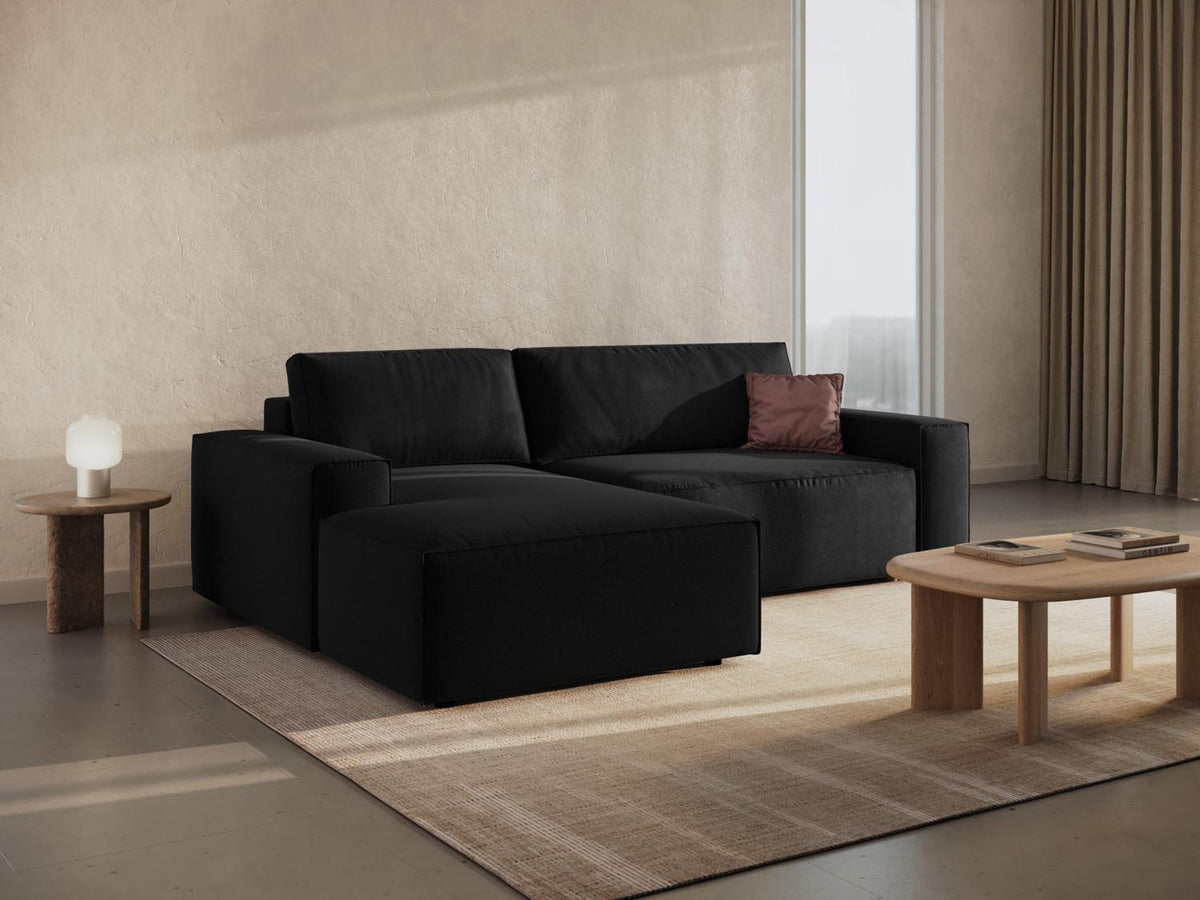Jodie Ecksofa links mit Schlaffunktion und Stauraumbox 3 Sitzer in Black-Megan präsentiert im Onlineshop von KAQTU Design AG. Bettsofa links ist von Micadoni