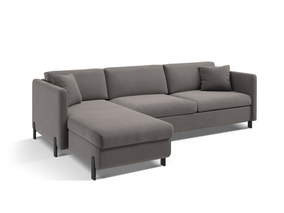 Gloria Velour links Ecksofa mit Schlaffunktion und Stauraum 4 Sitzer in Grey-Salvador präsentiert im Onlineshop von KAQTU Design AG. Bettsofa links ist von Micadoni