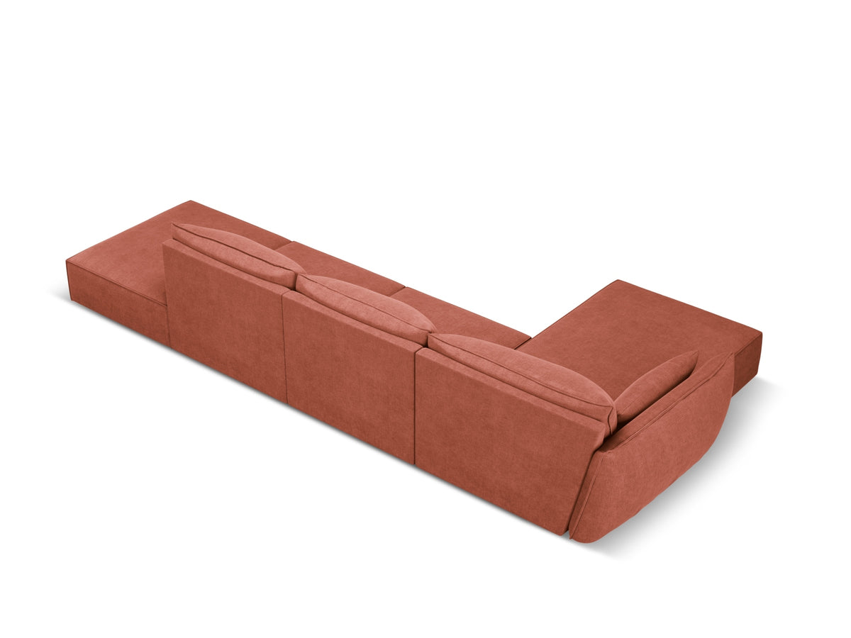 Kaelle Ecksofa links 5 Sitzer in Terracotta-Over The Horizon präsentiert im Onlineshop von KAQTU Design AG. L-Sofa links ist von Micadoni