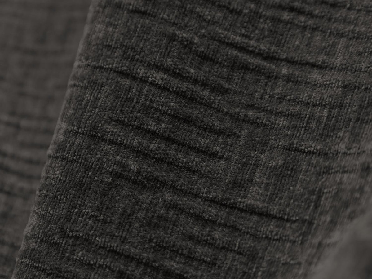 Kaelle Ecksofa links 5 Sitzer in Dark Grey-Over The Horizon präsentiert im Onlineshop von KAQTU Design AG. L-Sofa links ist von Micadoni