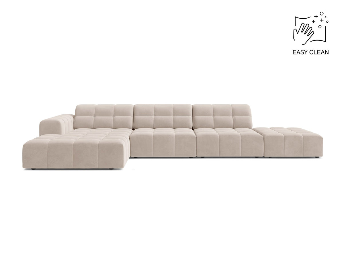 Linkes Ecksofa Jennifer von Micadoni in leichtem Beige mit Bluvel-Stoffbezug, L-Form und schwarzen Kunststoffbeinen aus Polypropylen