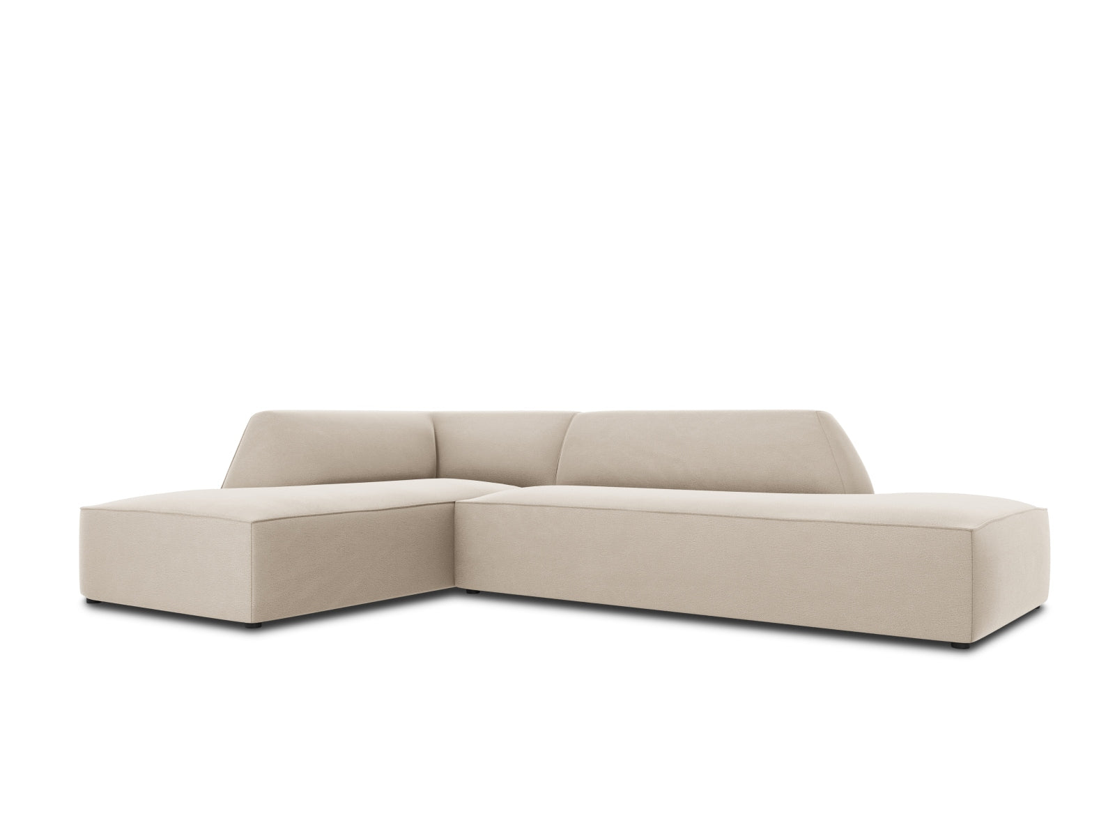 Elegantes modulares Ecksofa in Ruby Velour, ideal für entspannte Abende und moderne Wohnräume, bietet Platz für bis zu vier Personen.