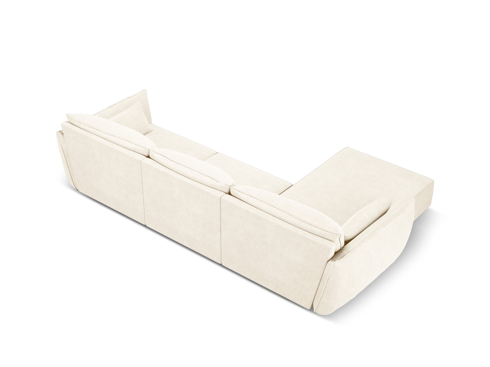 Elegantes Kaelle Ecksofa links, 4-Sitzer in warmem Beige, perfekt für stilvolle Wohnzimmer und gemütliche Abende.