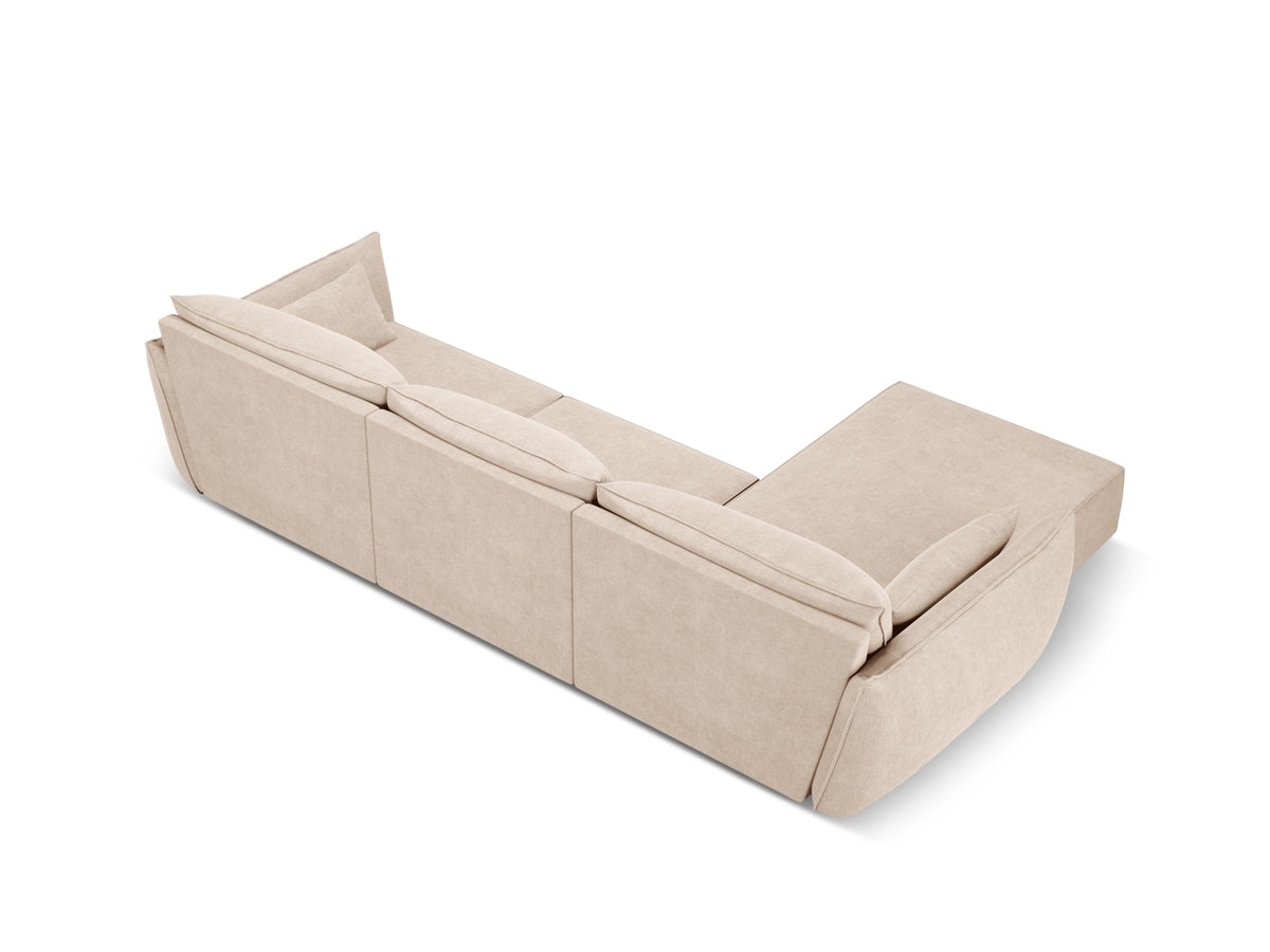 Kaelle Ecksofa links 4 Sitzer in Beige-Over The Horizon präsentiert im Onlineshop von KAQTU Design AG. L-Sofa links ist von Micadoni