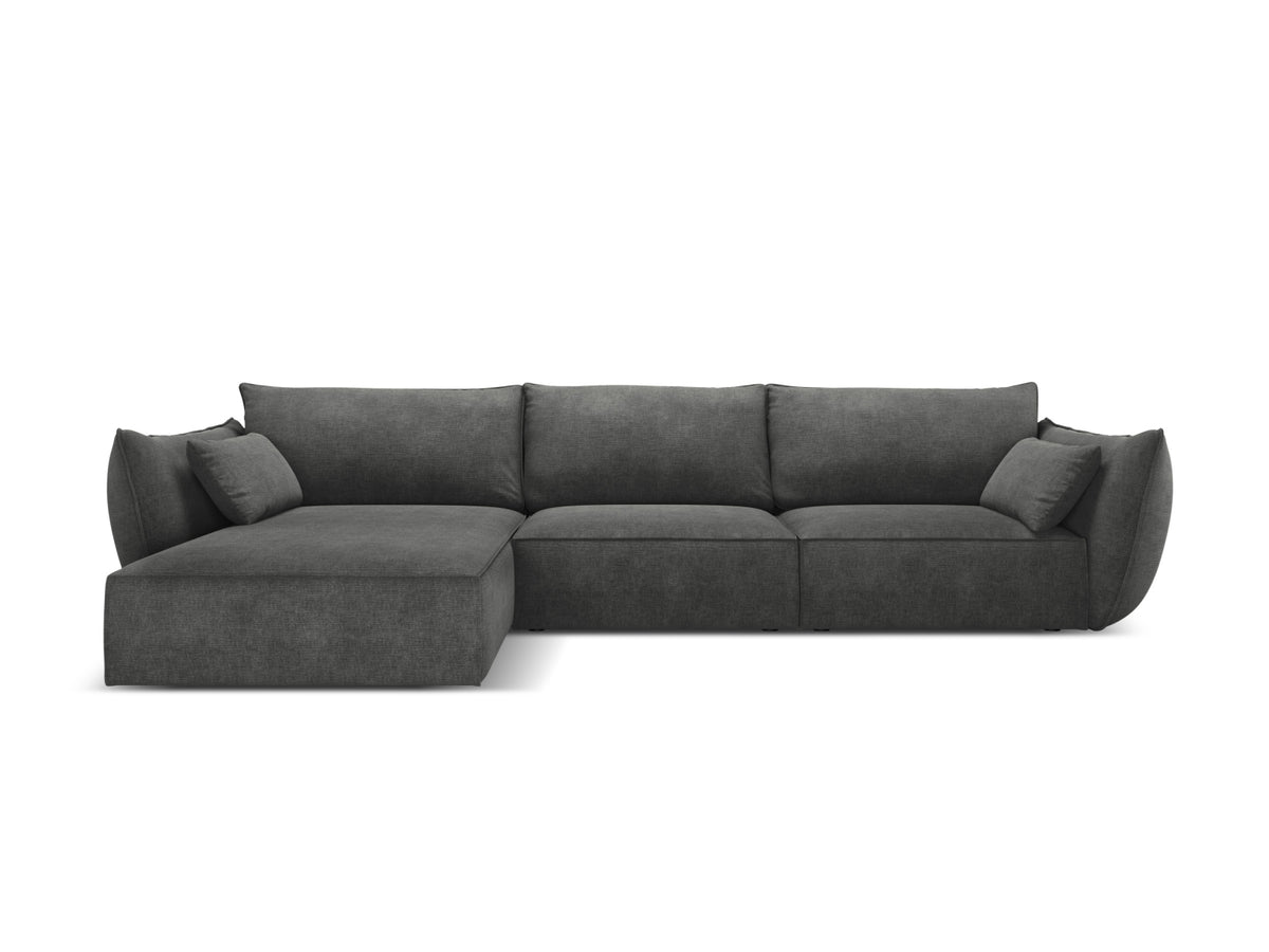 Kaelle Ecksofa links 4 Sitzer in Dark Grey-Over The Horizon präsentiert im Onlineshop von KAQTU Design AG. L-Sofa links ist von Micadoni