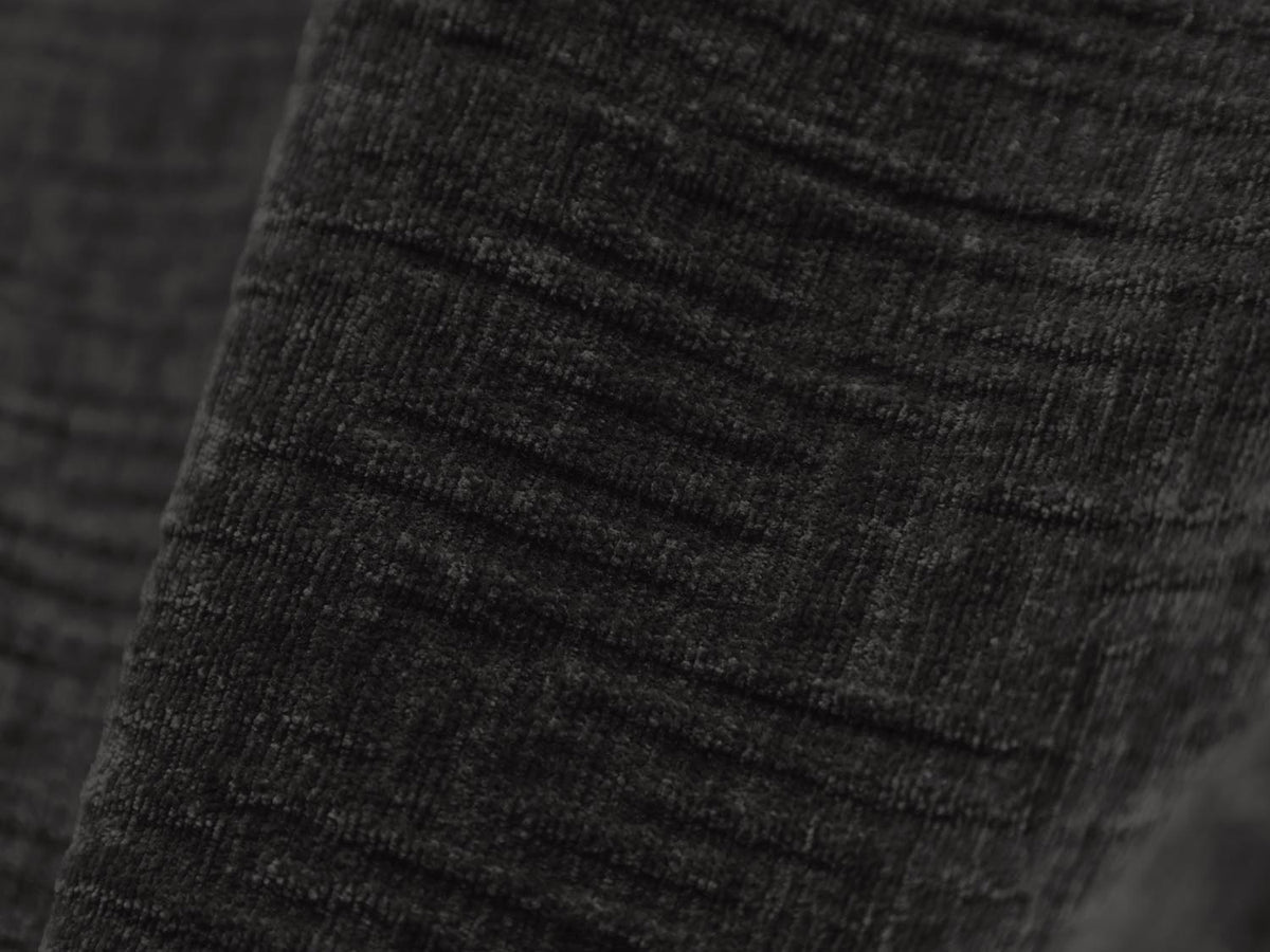 Kaelle Ecksofa links 4 Sitzer in Black-Over The Horizon präsentiert im Onlineshop von KAQTU Design AG. L-Sofa links ist von Micadoni