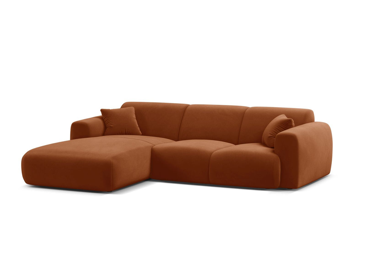 Molino Velour links Ecksofa 4 Sitzer in Terracotta-Casino präsentiert im Onlineshop von KAQTU Design AG. Ecksofa links ist von Micadoni