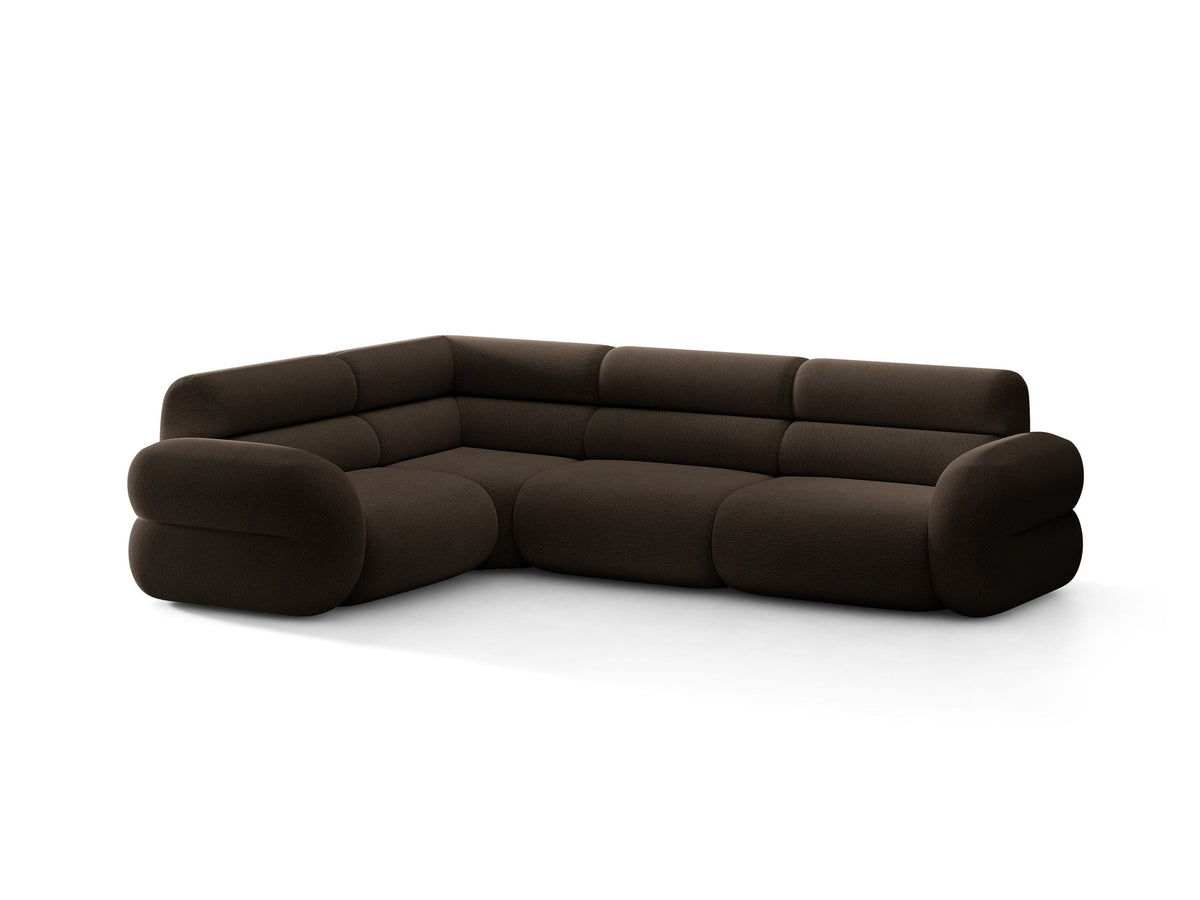 Micadoni Neo Linkes Ecksofa in Dunklem Olivgrün, L-Sofa links mit tiefer Sitzfläche, hoher Rückenlehne und schwarzen Kunststoffbeinen.
