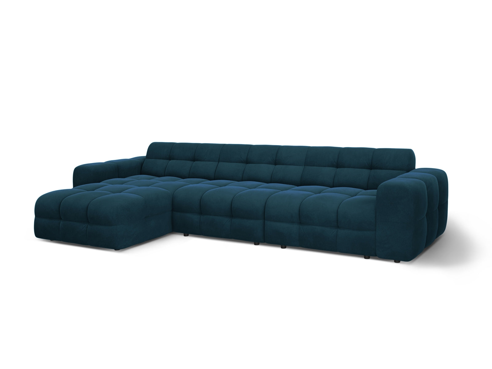 Modernes 5-Sitzer Ecksofa Kendal in weichem Velours, linksseitig, in tiefem Navy Blue, perfekt für gemütliche und elegante Wohnambiente.