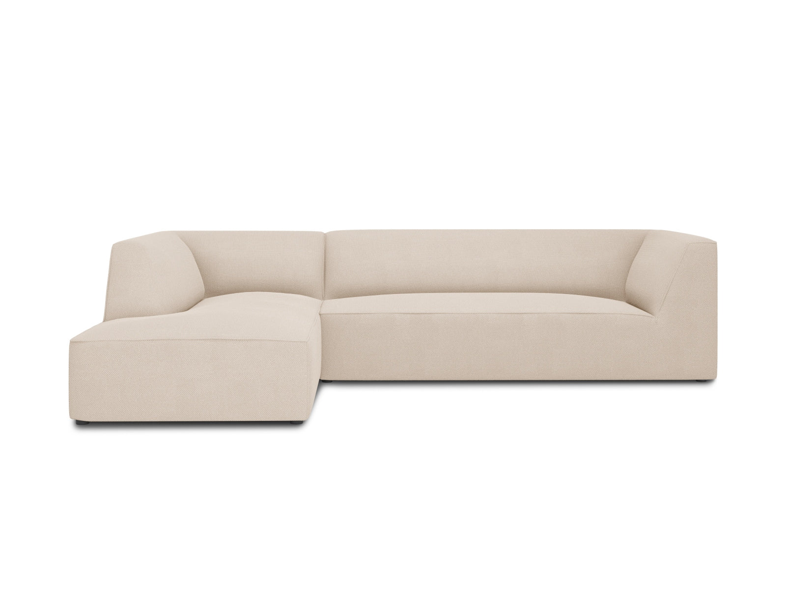 Erleben Sie das Ruby Modulare Ecksofa links 4 Sitzer von Micadoni – ein elegantes, anpassbares Sofa, das Stil, Komfort und praktische Lösungen für Ihr Wohnzimmer bietet.