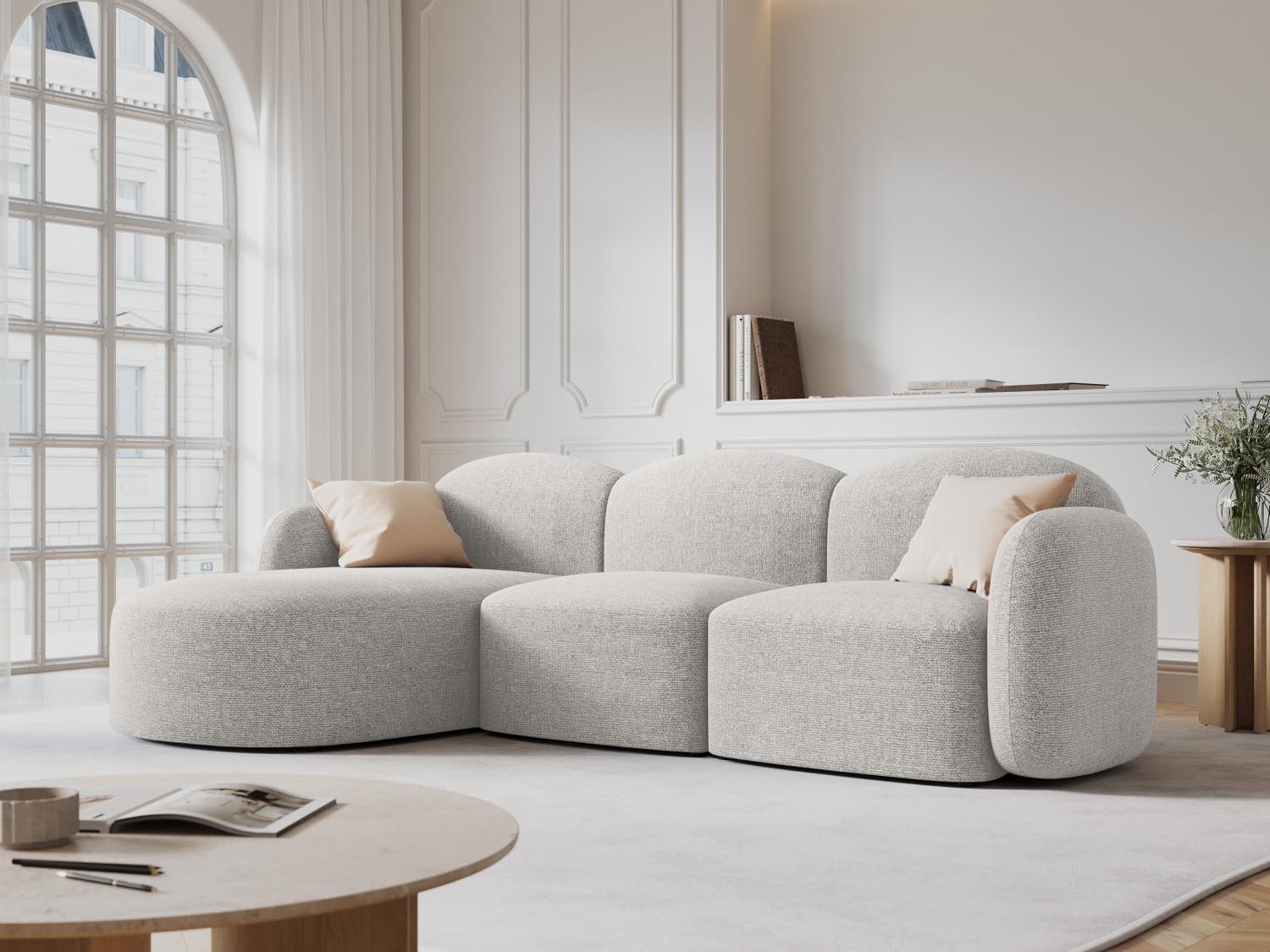 Entdecken Sie das elegante Blair Ecksofa links von Micadoni. Dieses 4-Sitzer Sofa kombiniert hochwertigen Velours mit zeitgemässem Stil für Ihr Wohnzimmer.