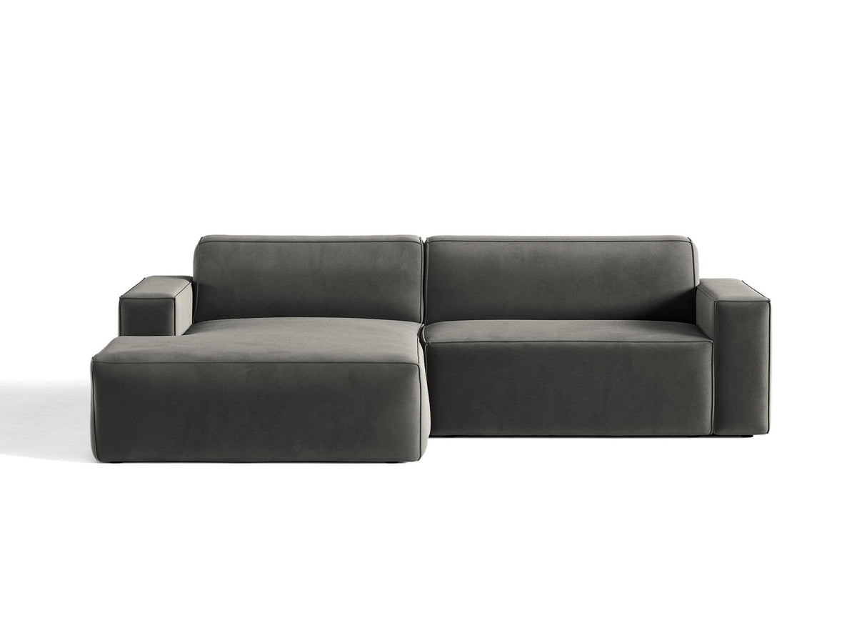 Modulares Ecksofa links Jodie von Micadoni in leichtem Beige mit Venus Samtstoffbezug und schwarzen Polypropylen-Beinen, 6-Sitzer Ausführung.
