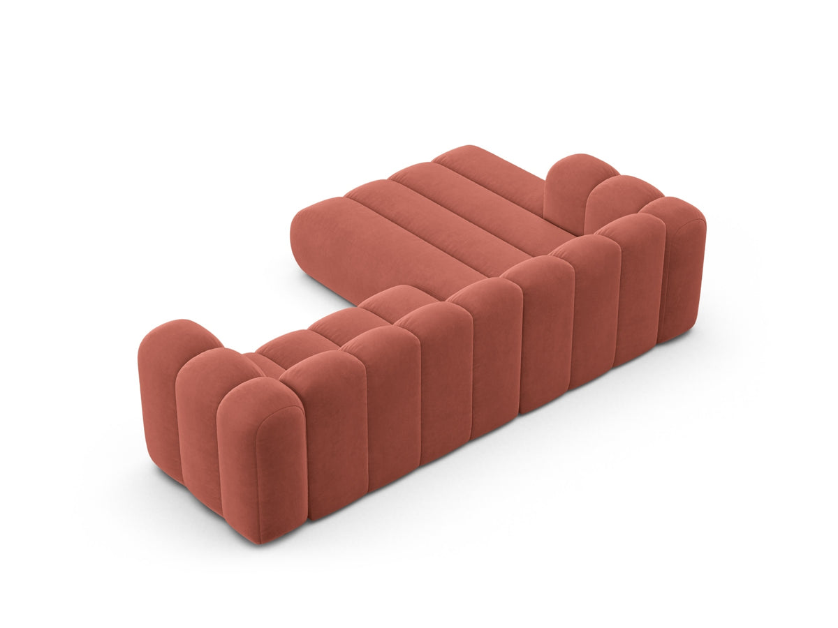 Lupine Velour Modular Ecksofa links 4 Sitzer in Coral-Salvador präsentiert im Onlineshop von KAQTU Design AG. L-Sofa links ist von Micadoni