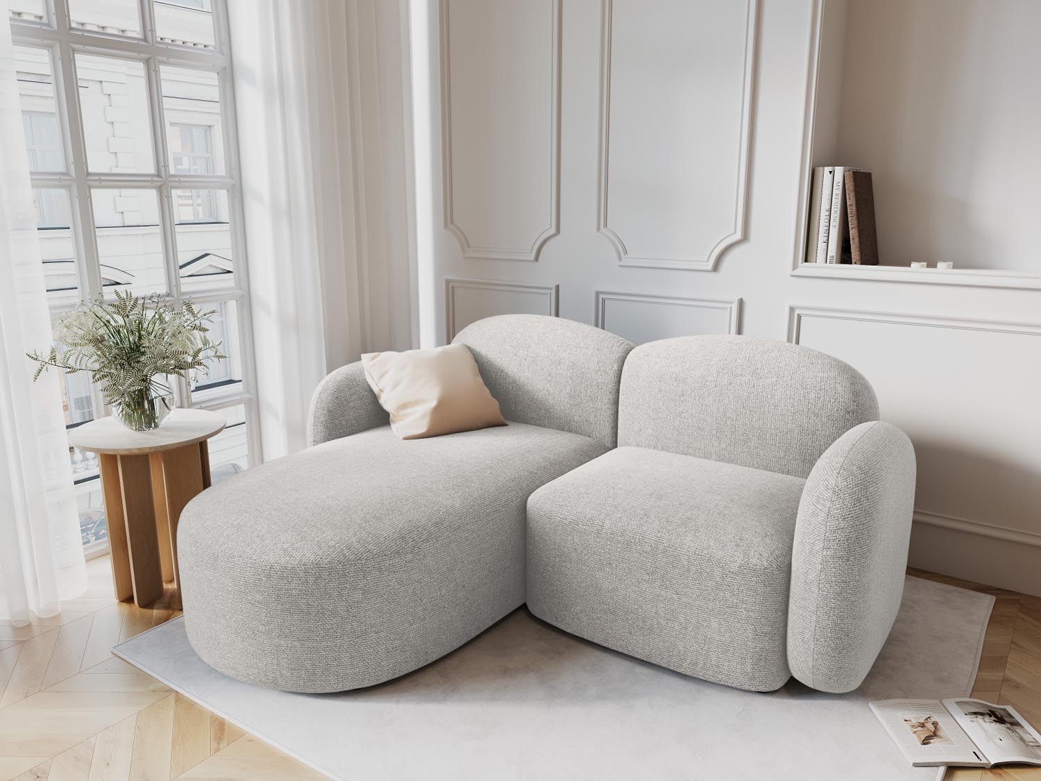 Entdecken Sie das elegante Blair Ecksofa links von Micadoni – ein luxuriöser 3-Sitzer aus hochwertigem Velours, perfekt für Ihr modernes Zuhause.