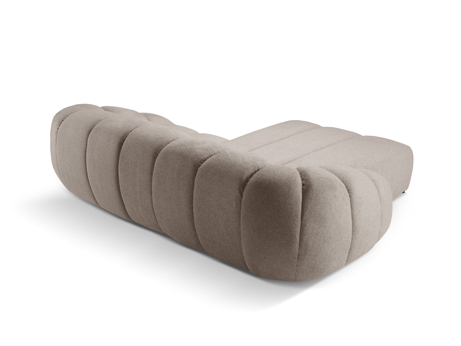 Elegantes 3-Sitzer Ecksofa Diana von Micadoni, linksseitig, in luxuriösem Dunkelbeige, ideal für gemütliche Abende und modernes Wohndesign.