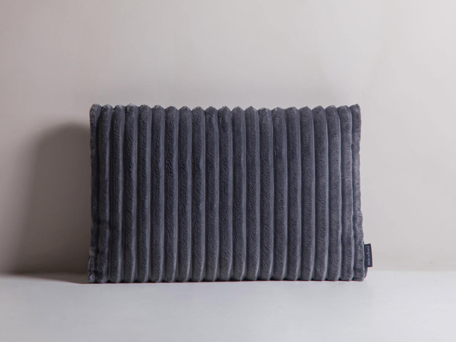 Stripy Pillow in Grey, Grey-Tilia,Matt Velvet präsentiert im Onlineshop von KAQTU Design AG. Deko Kissen ist von Micadoni