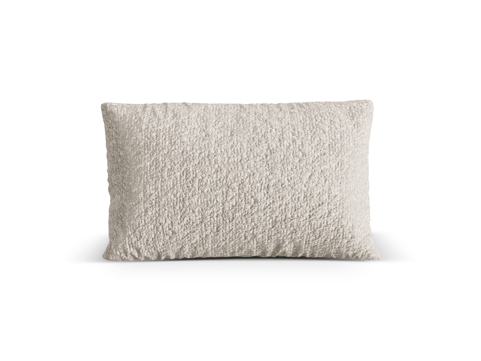 Stilvolles Nuria Dekokissen in zartem Beige von Micadoni, ideal für gemütliche Wohnräume und geschmackvolle Einrichtungsideen.
