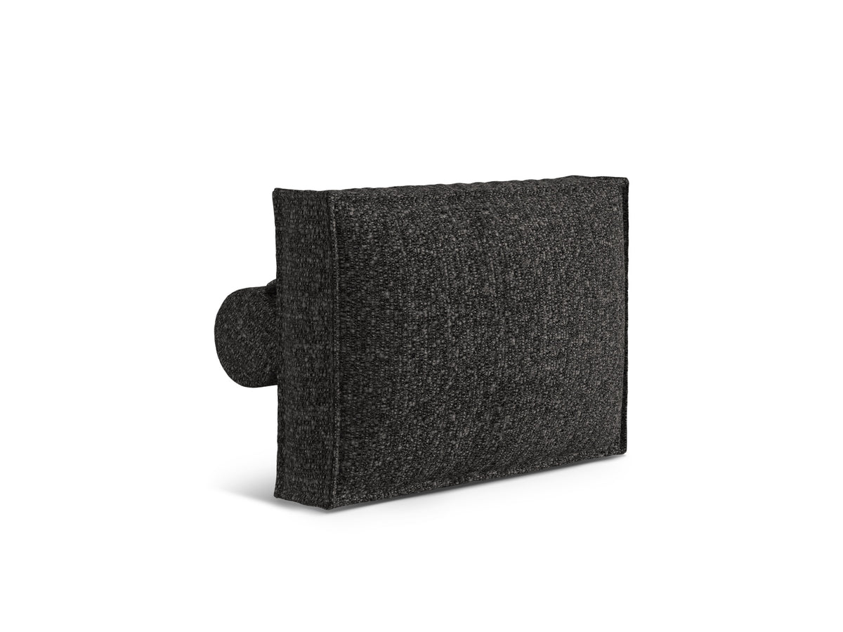 Nuria Pillow in Anthracite-Monet präsentiert im Onlineshop von KAQTU Design AG. Deko Kissen ist von Micadoni