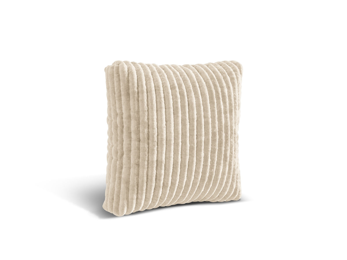 Martina Kissen in Light Beige-Tilia präsentiert im Onlineshop von KAQTU Design AG. Deko Kissen ist von Micadoni