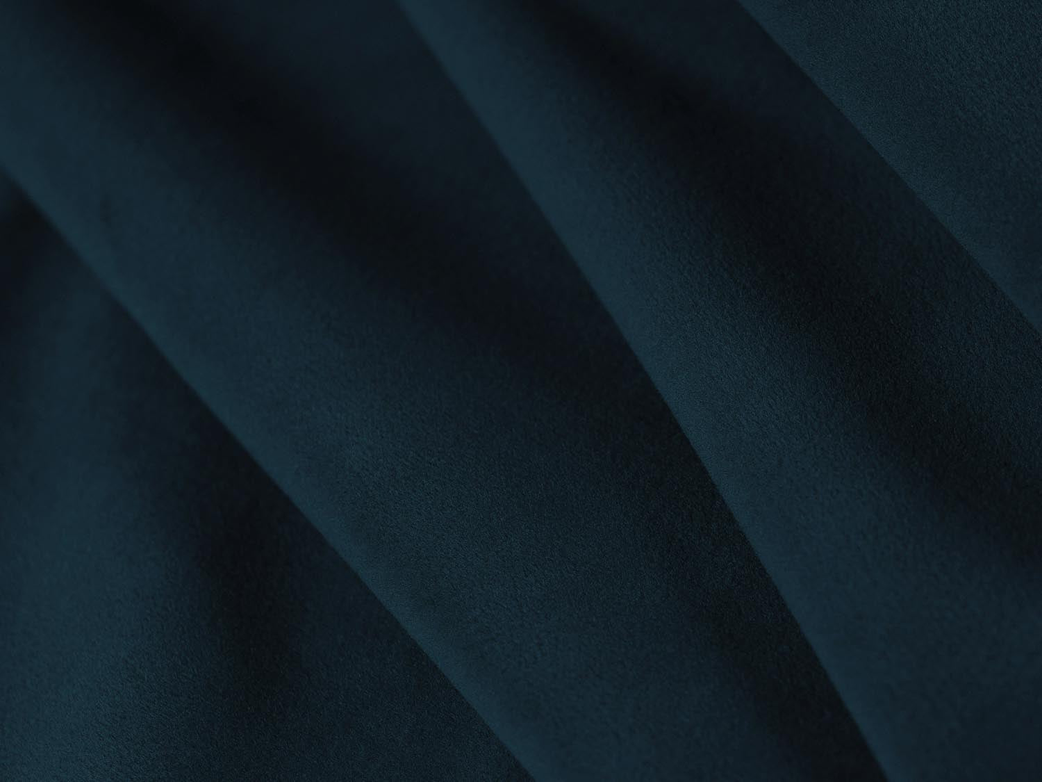 Kendal Velour Pouf in edlem Navy Blau, perfekt für kreative Sitzlösungen und moderne Wohnkonzepte, komfortabel und anpassungsfähig.