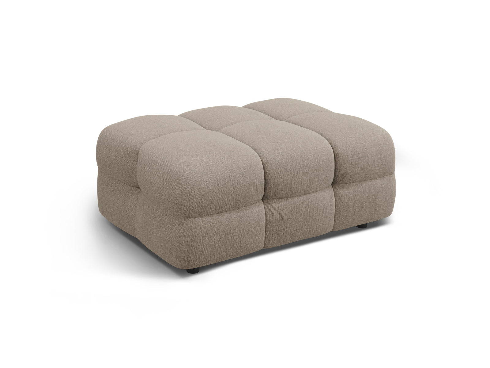 Entdecken Sie den Kendal Pouf 1 Sitzer von Micadoni – ein stilvoller Velours-Hocker, der Ihrem Wohnzimmer Eleganz und Gemütlichkeit bringt.