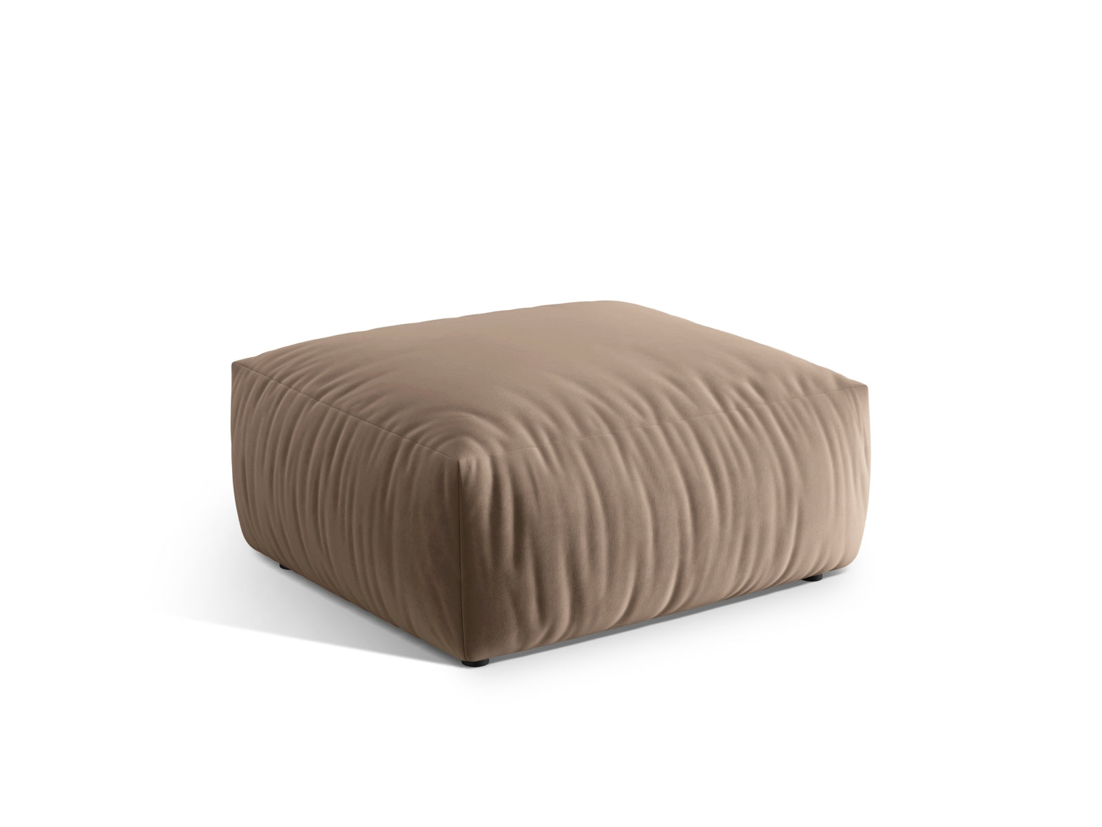 Eleganter Chris Velour Pouf 1 Sitzer in sanftem Braun, ideal für stilvolle Wohnräume. Teil der modularen Sofaserie von Micadoni.