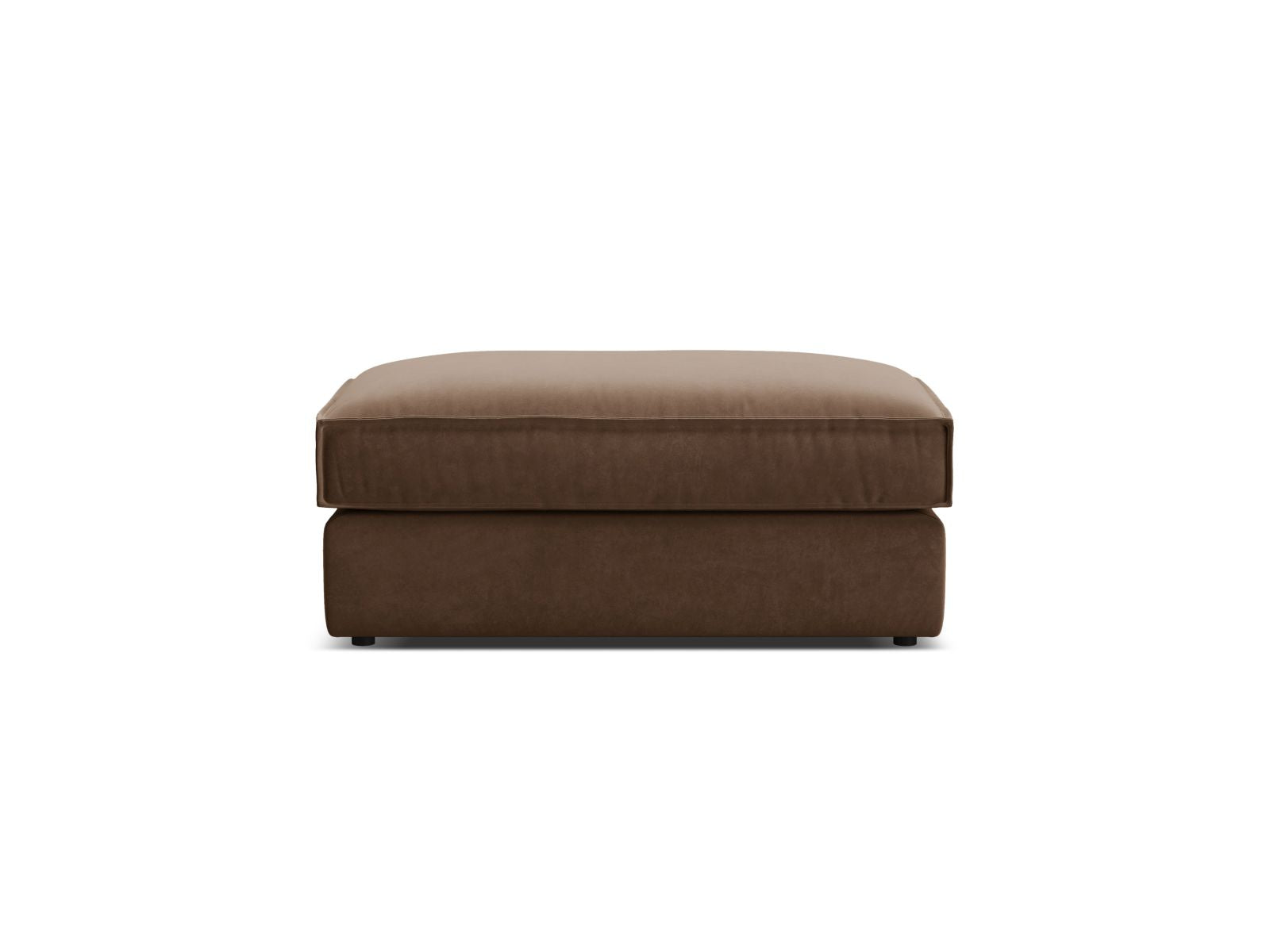 Eleganter 1-Sitzer Pouf Pola in sanftem Braun, ideal für entspannte Momente und als dekoratives Element in Ihrem Zuhause.