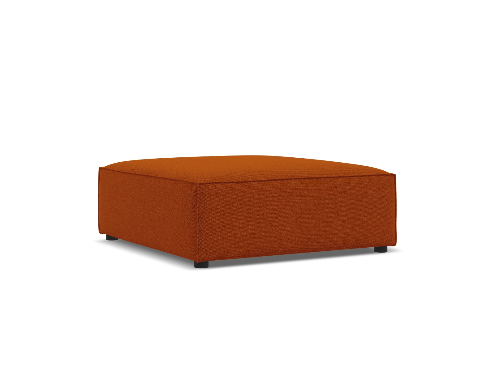 Stylischer Jodie Pouf in warmem Terracotta, ideal für gemütliche Sitzgelegenheiten und moderne Wohnräume. Perfekt für jeden Raum.