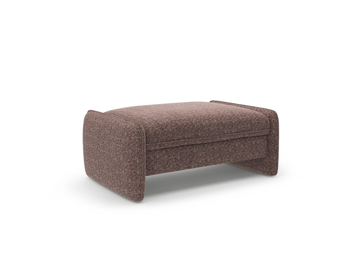 Kobaltblauer Pouf Georgia von Micadoni mit Samtvelours-Bezug, quaderförmige Form, kurze Kunststoffbeine, Masse 115x70x43 cm.