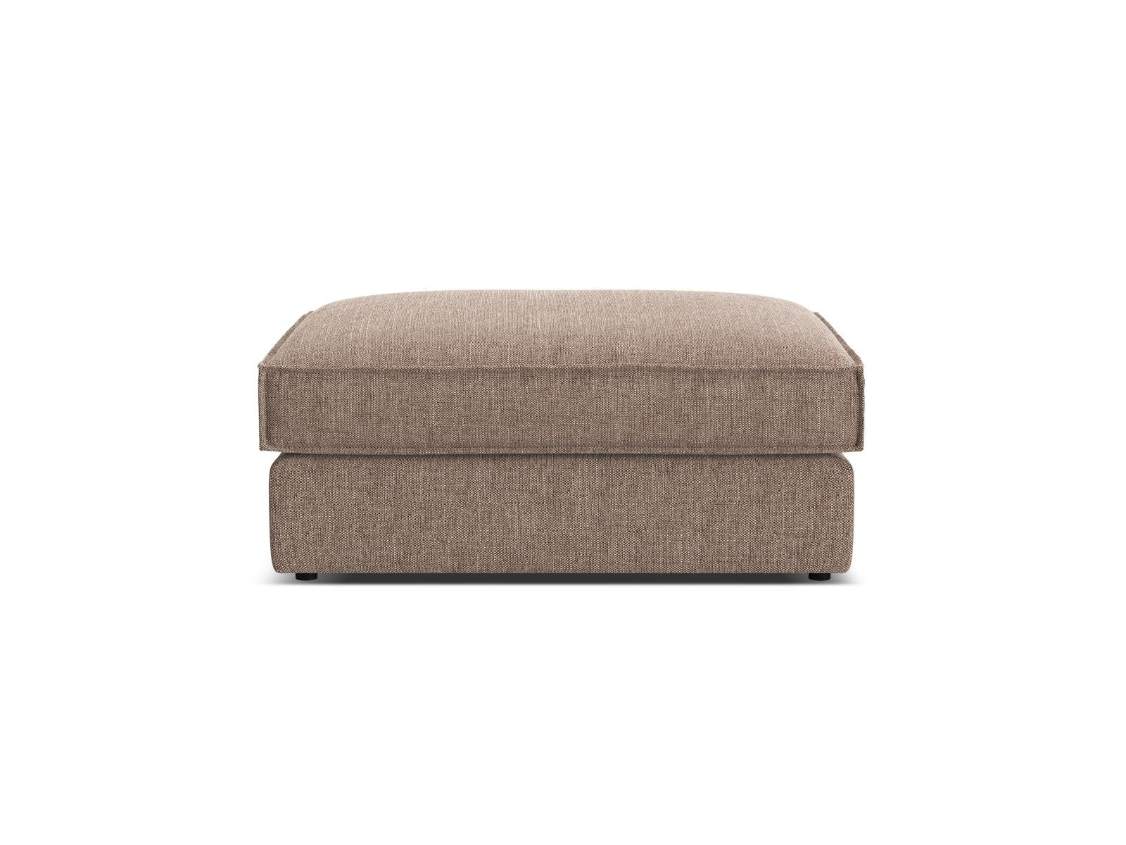Eleganter 1-Sitzer Pouf Pola in sanftem Hellbraun, ideal für stilvolle Wohnräume. Hochwertige Verarbeitung von Micadoni.