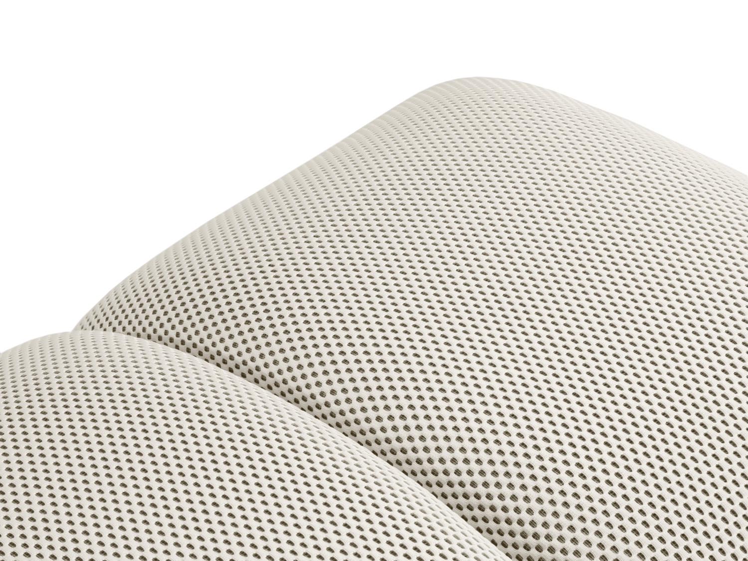 Eleganter Diana Pouf 1 Sitzer in sanftem Beige, ideal für stilvolle Wohnräume. Teil der flexiblen Sofakollektion von Micadoni.