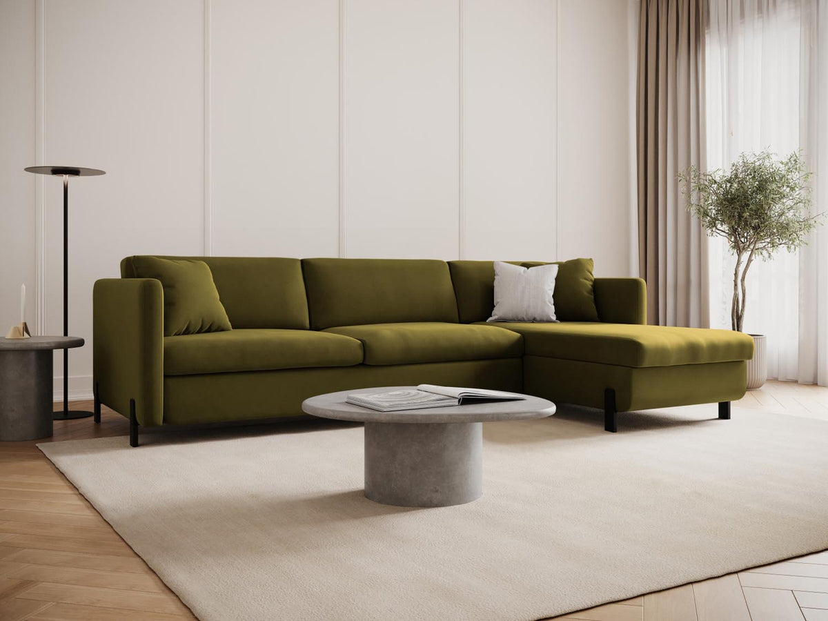 Gloria Velour Ecksofa rechts mit Schlaffunktion und Stauraum 4 Sitzer in Green-Salvador präsentiert im Onlineshop von KAQTU Design AG. Bettsofa rechts ist von Micadoni
