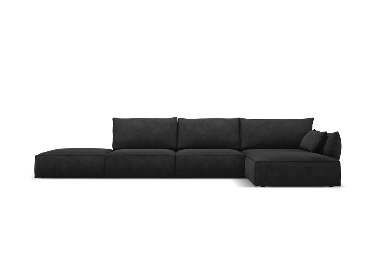 Kaelle Ecksofa rechts 5 Sitzer in Black-Over The Horizon präsentiert im Onlineshop von KAQTU Design AG. Bettsofa rechts ist von Micadoni