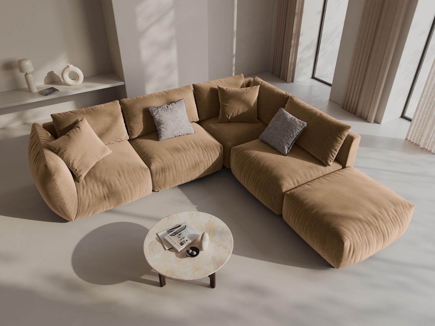 Gemütliches Chris Velour Ecksofa in Sand-Casino, ideal für stilvolle Wohnräume. Modular und vielseitig einsetzbar.