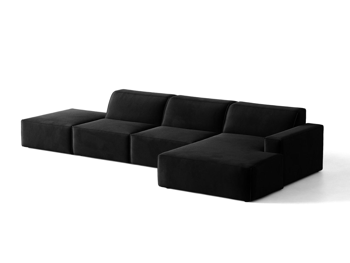 Ecksofa rechts Jodie von Micadoni in Leichtes beige mit Samtstoff-Bezug Venus, modulare Bauweise und schwarzen Kunststoffbeinen.