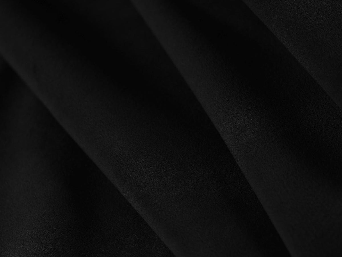 Ruby Velour modulares Ecksofa Open end rechts 4 Sitzer in Black-Salvador präsentiert im Onlineshop von KAQTU Design AG. L-Sofa rechts ist von Micadoni
