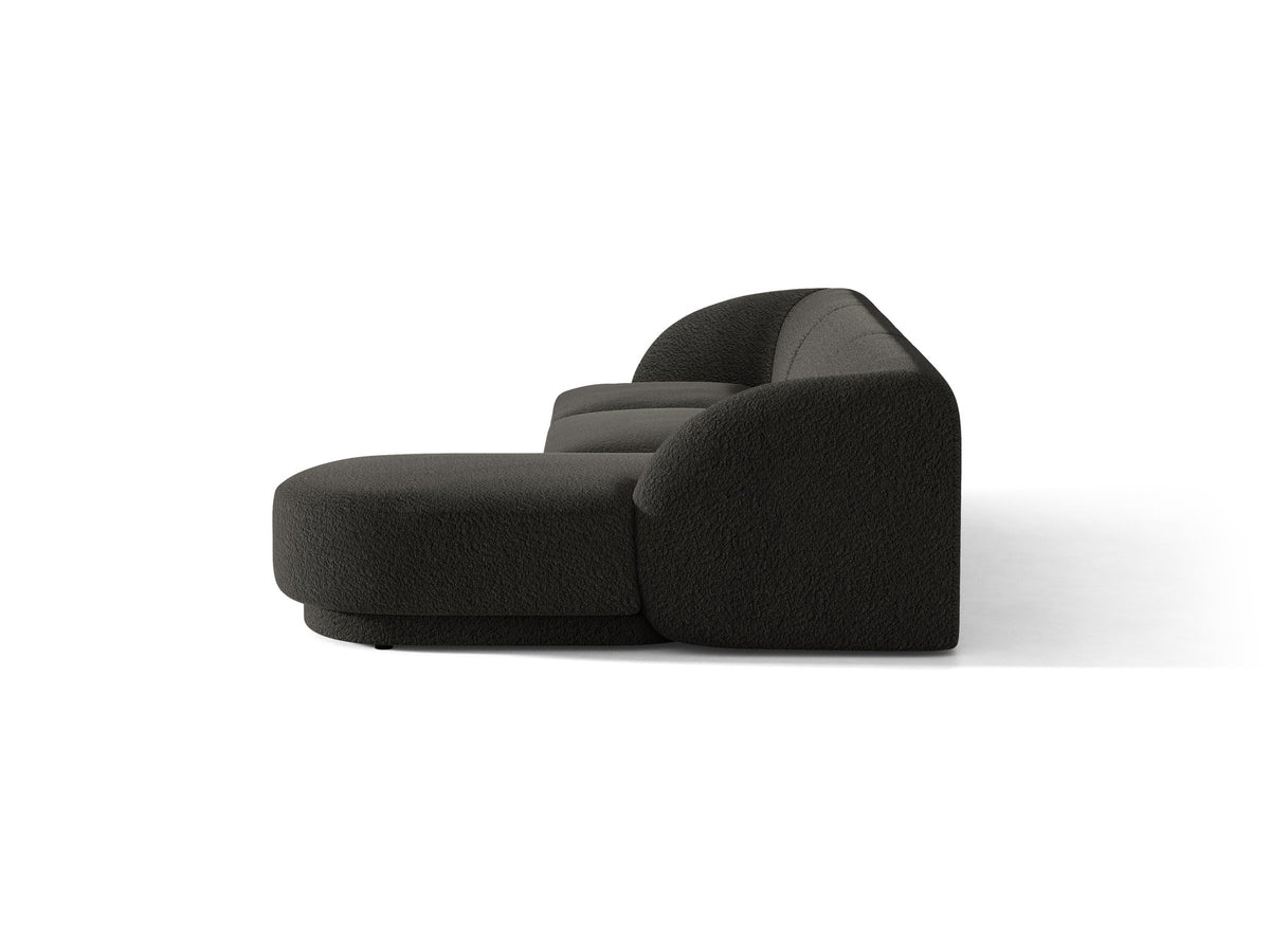 Dunkelbeiges L-Sofa Miley von Micadoni mit Bluvel-Stoffbezug, schwarzen Kunststoffbeinen und modularer Bauweise, rechts ausgerichtet.