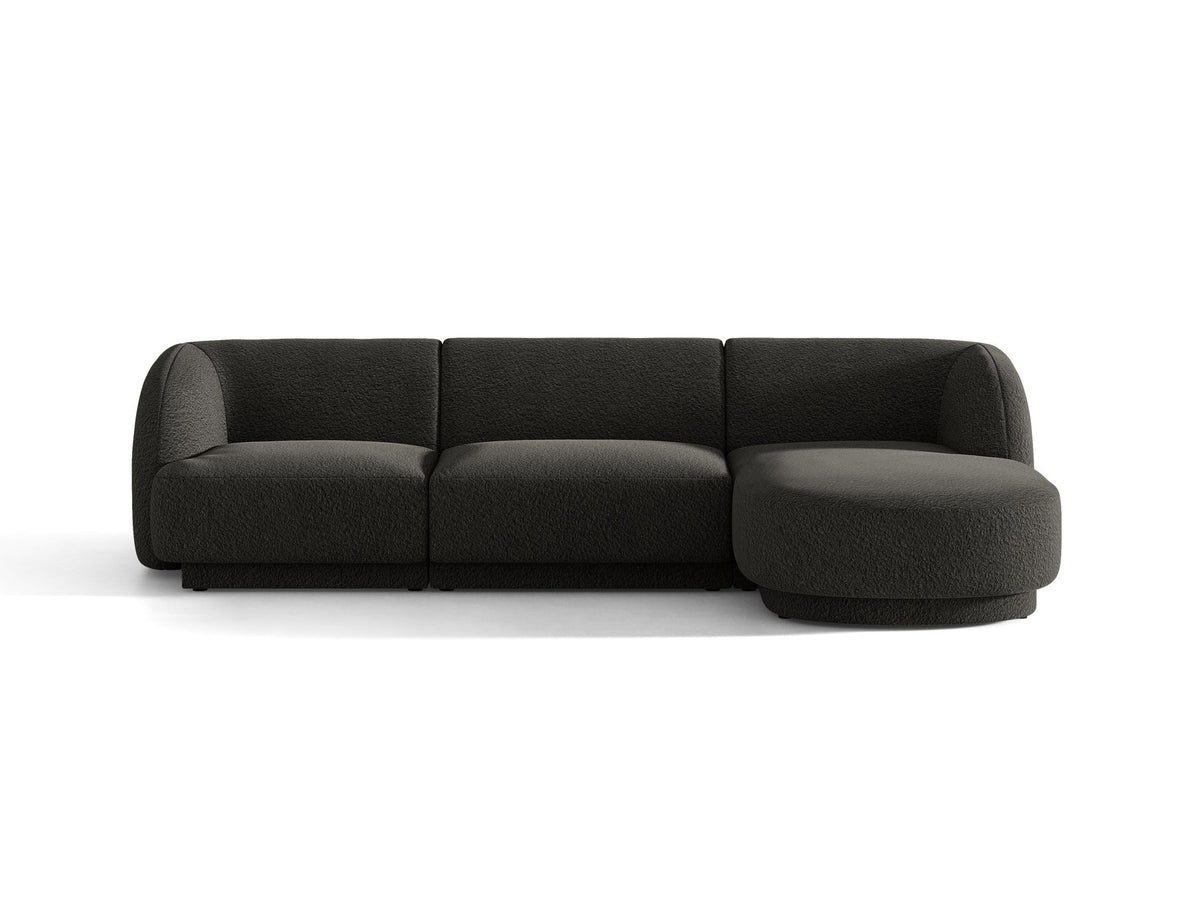 Dunkelbeiges L-Sofa Miley von Micadoni mit Bluvel-Stoffbezug, schwarzen Kunststoffbeinen und modularer Bauweise, rechts ausgerichtet.