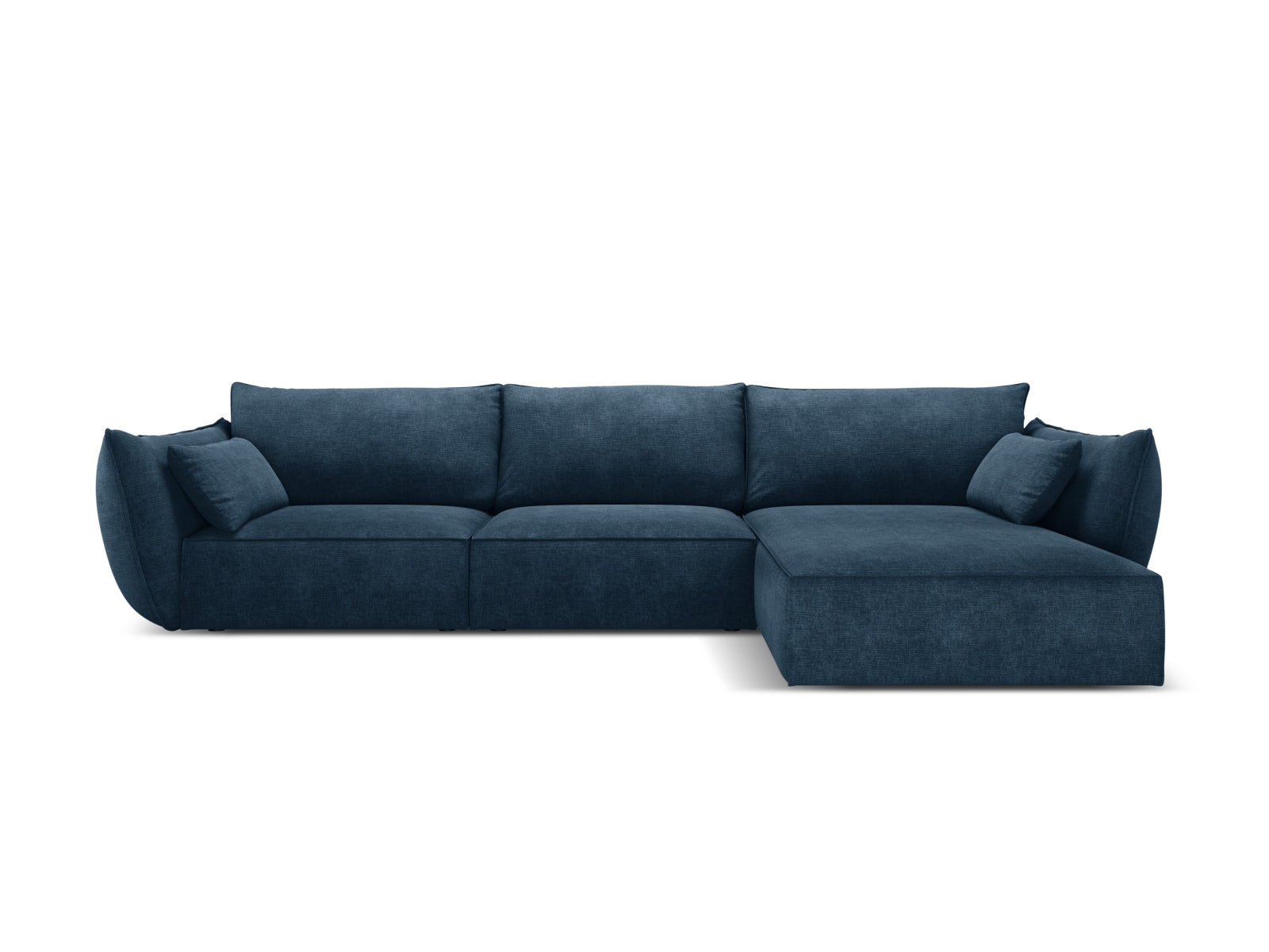 Kaelle Ecksofa rechts 4 Sitzer in Royal Blue-Over The Horizon präsentiert im Onlineshop von KAQTU Design AG. L-Sofa rechts ist von Micadoni