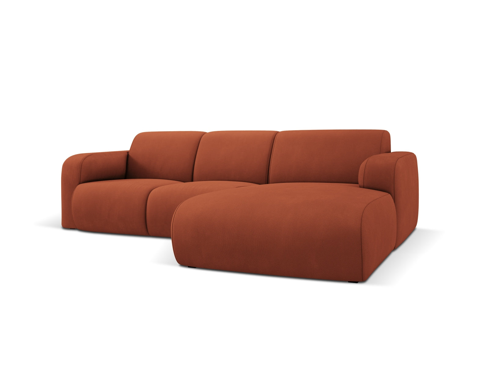 Molino Ecksofa rechts 4 Sitzer in Orange-Rebel präsentiert im Onlineshop von KAQTU Design AG. L-Sofa rechts ist von Micadoni