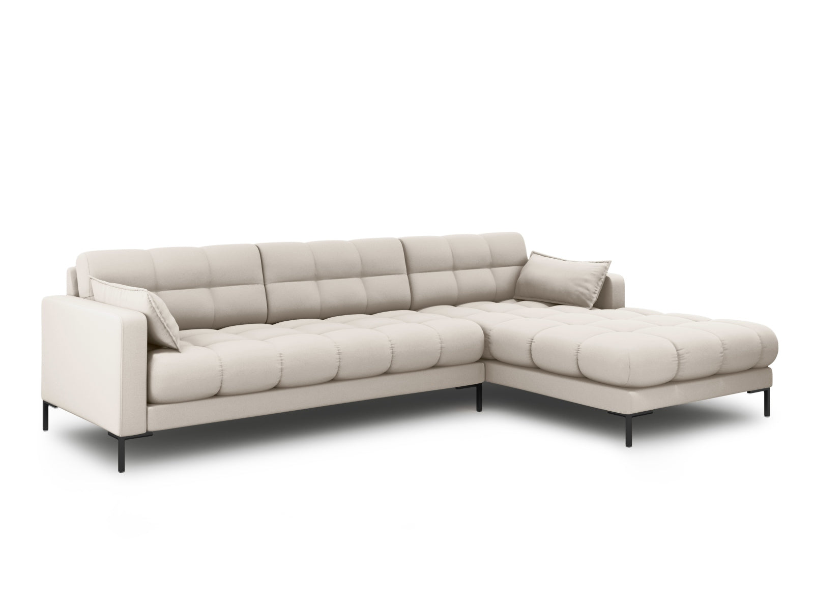 Beige und Schwarz gestreiftes Mamaia Ecksofa rechts, 5-Sitzer von Micadoni, ideal für stilvolle Wohnräume, präsentiert von KAQTU Design AG.
